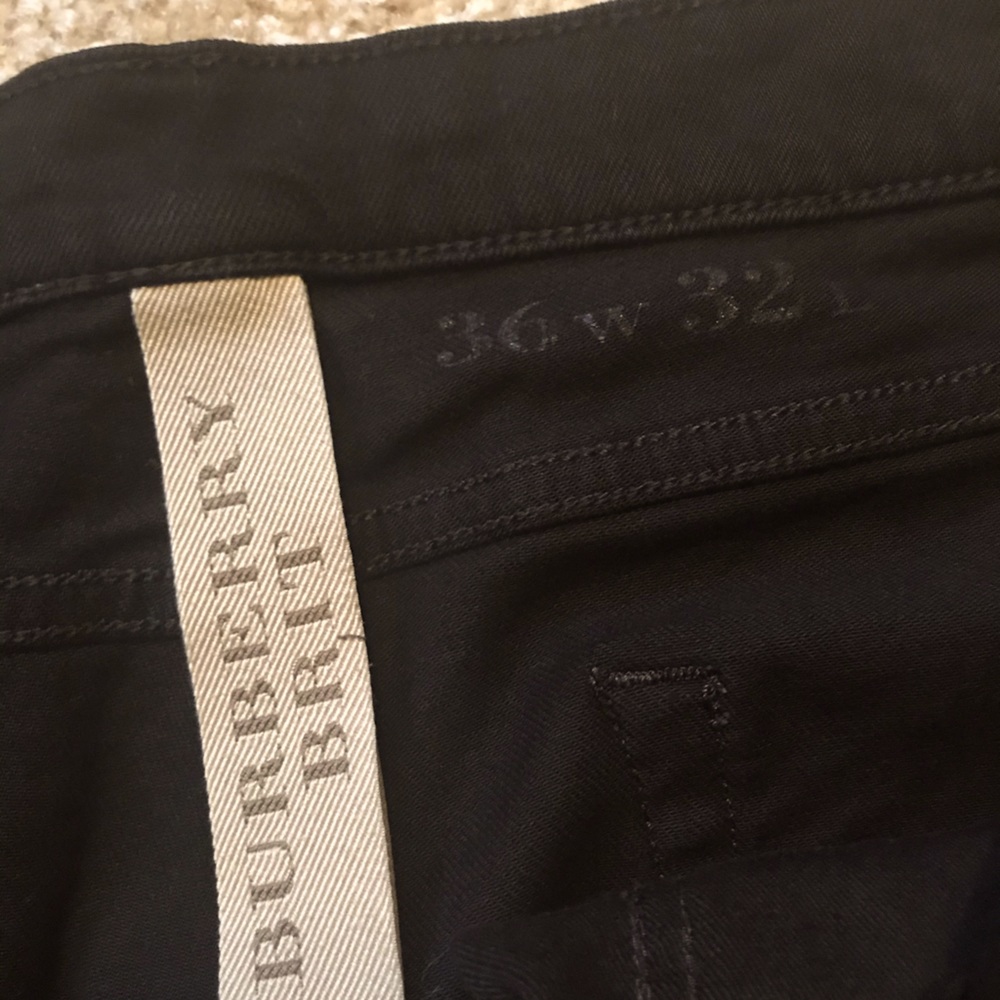 Authentic Burberry Brit Black distressed jeans